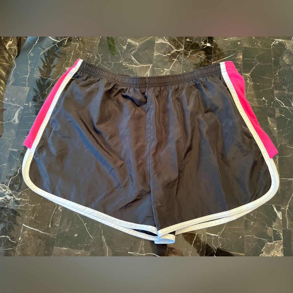 XPBX jogger shorts. Elastic waistband. Black/pink/white. Large. Poly.